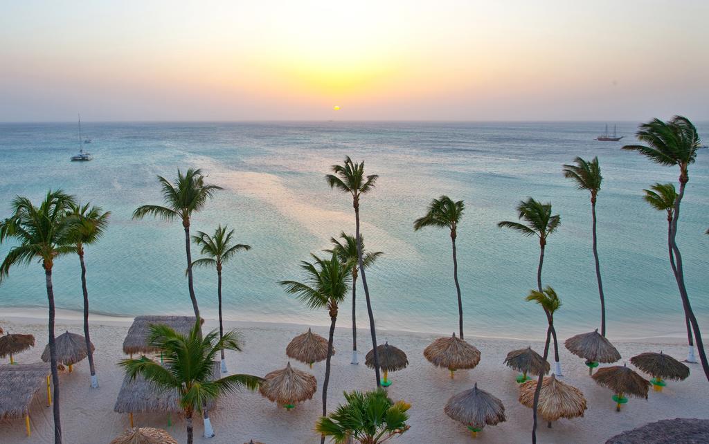 All Inclusive Holiday Inn Resort Aruba - Beach Resort & Casino By Ihg Palm Beach Eksteriør billede